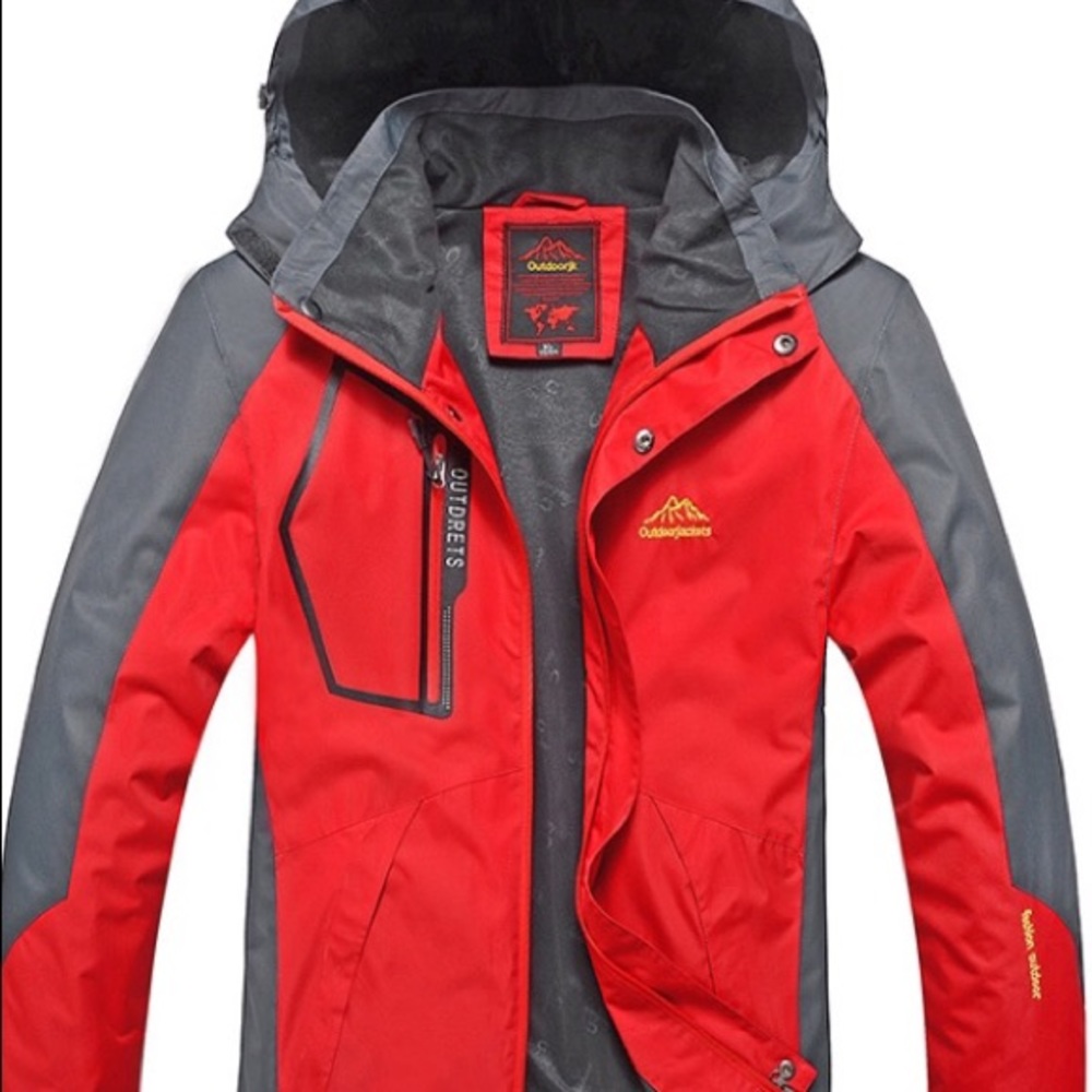 Outdoorjk water/wind proof jacket.